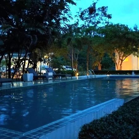 White@Sea Resort Ban Phe Bagian luar foto
